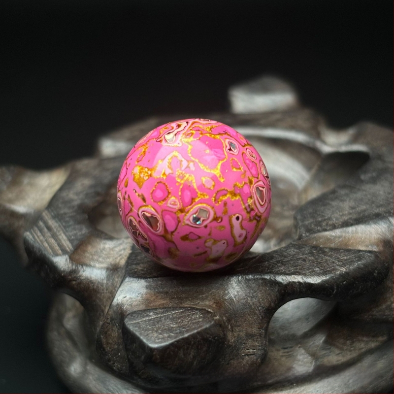 Koka rokassprādze ar ķīniešu motīvu, roku darbs, Budas pērļu inkrustācija