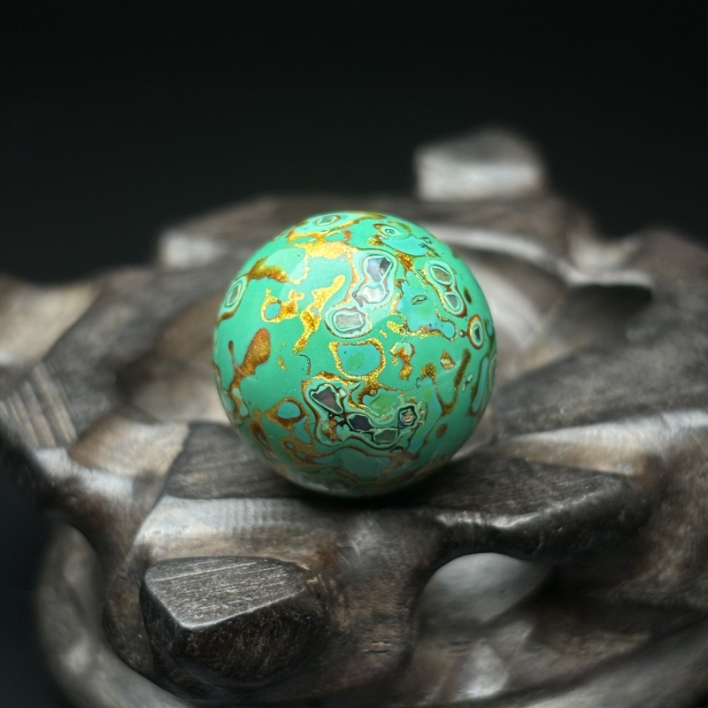 Koka rokassprādze ar ķīniešu motīvu, roku darbs, Budas pērļu inkrustācija