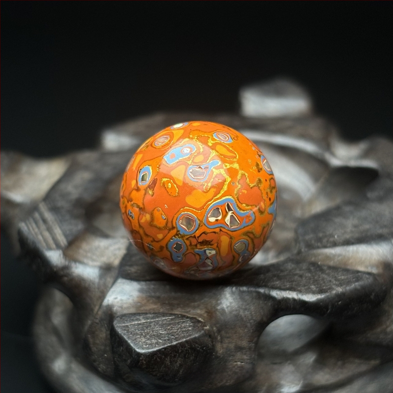 Koka rokassprādze ar ķīniešu motīvu, roku darbs, Budas pērļu inkrustācija