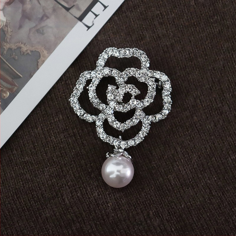 Moterų segė su cirkonio akmenimis, retro elegantiškas stilius, gėlės forma, elektroplatavimas, drabužių dekoratyvinis priedas