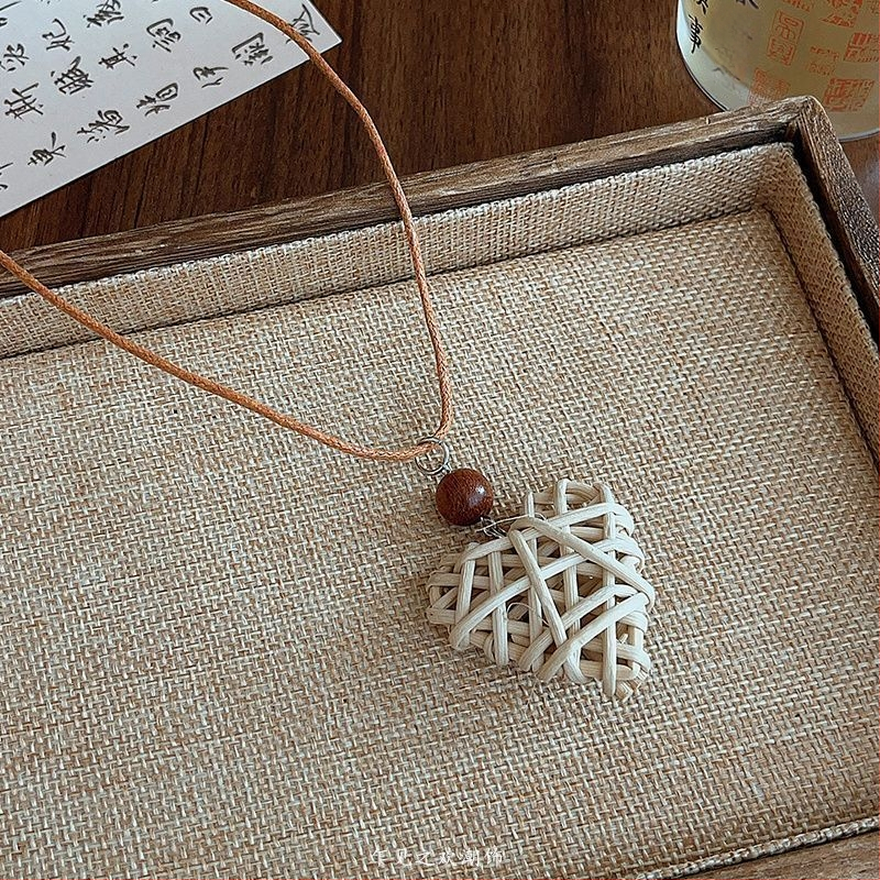 Ilga sieviešu kaklarota ar ģeometrisku piekari, korejiešu stila, cinka sakausējums, pavasaris 2025