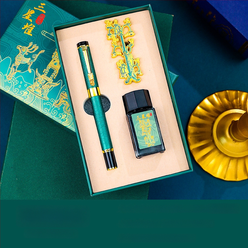 Fém kitűző – modern művészeti stílus, ajándék születésnapra, diplomaosztóra és bulira, barátoknak és osztálytársaknak