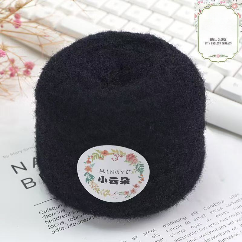 6-szálas Marshmallow mousse fonal horgoláshoz és kézi kötéshez — semi-worsted, felhő-szerű textúra tejwafla