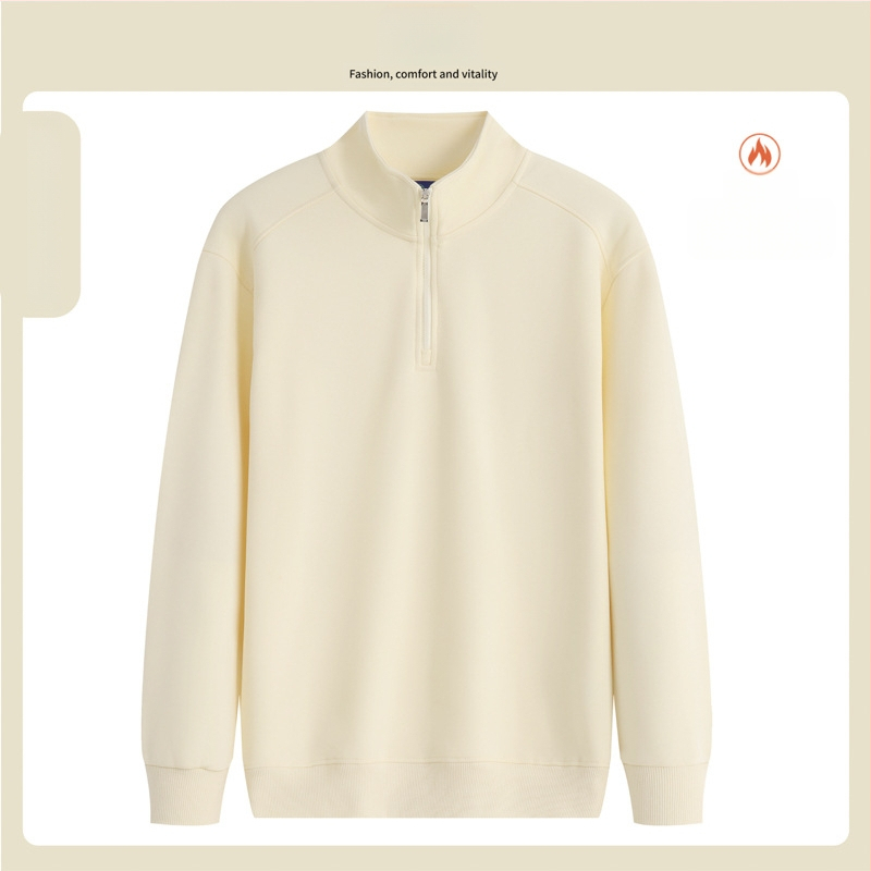 Sīvīters ar stāvā apkakle un pusatvēruma rāvējslēdzēju, logotipa apdruka, kokvilnas maisījuma audums, brīvs piegriezums