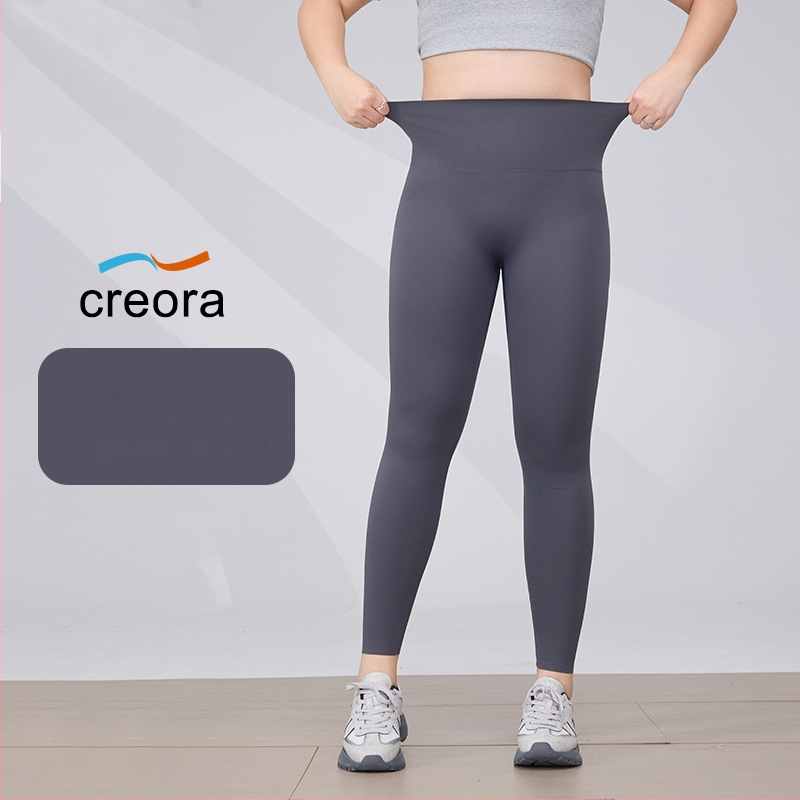 Ženske joga hlače, visokim strukom, uski kroj, krojena duljina, nylon 70–80%