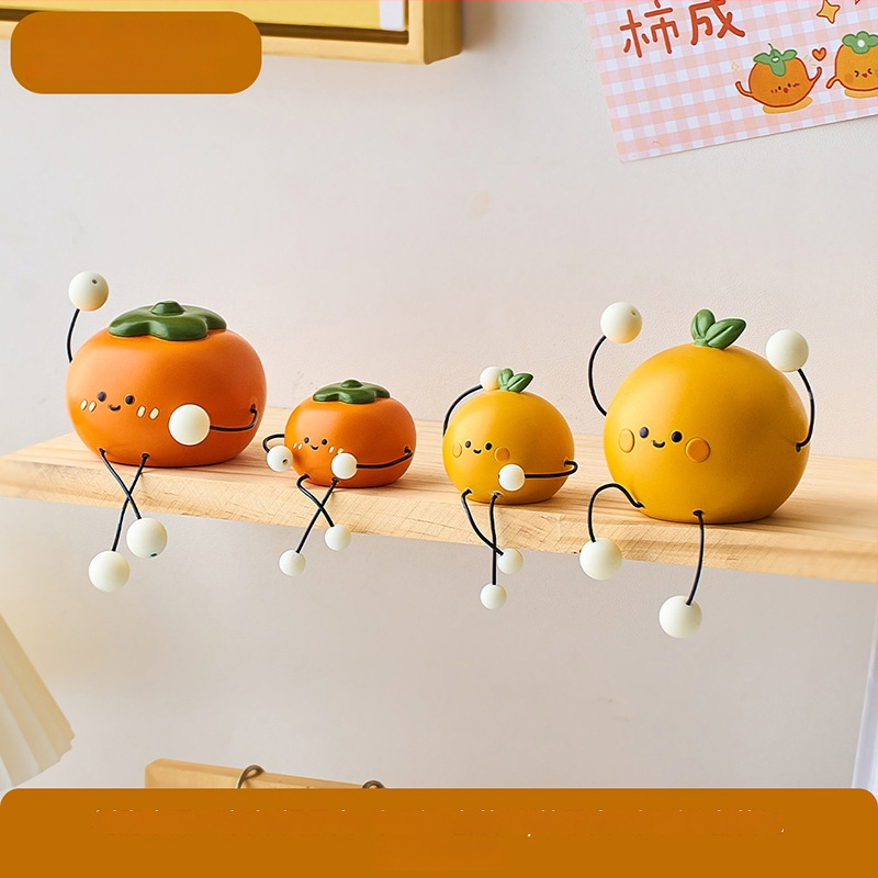 Μικρή διακοσμητική κούκλα από ρητίνη για οικιακό γραφείο — χαρακτική και λεία επεξεργασία, δώρο γενεθλίων