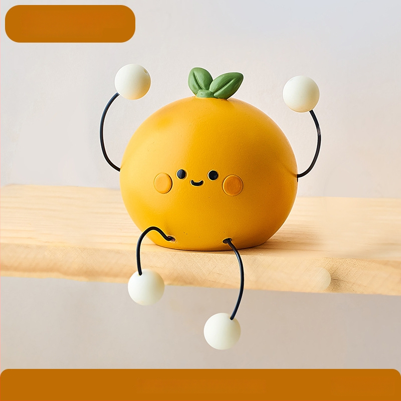 Μικρή διακοσμητική κούκλα από ρητίνη για οικιακό γραφείο — χαρακτική και λεία επεξεργασία, δώρο γενεθλίων