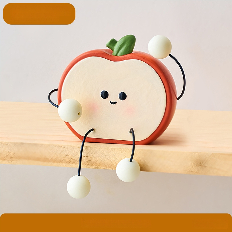 Μικρή διακοσμητική κούκλα από ρητίνη για οικιακό γραφείο — χαρακτική και λεία επεξεργασία, δώρο γενεθλίων