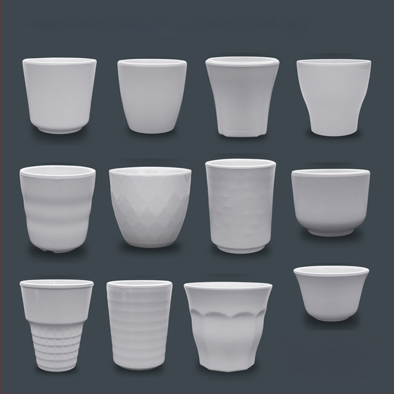 Melamiinist portselanilaadse välimusega kruus, isoleeriv, silindriline, ühekihiline, kohandatav