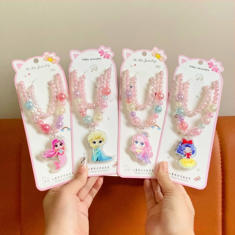 Princess serijos kaklo papuošalas, vaikams animacinio stiliaus, rutulinė grandinė, pakabukas įtrauktas