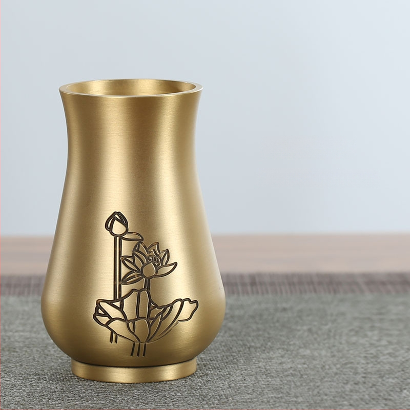 Žalvarinis arbatų ceremonijos priedų rinkinys – šeši ponai, Skandinavijos stilius