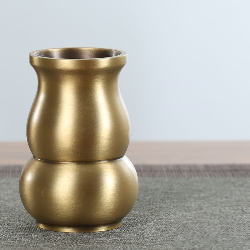 Žalvarinis arbatų ceremonijos priedų rinkinys – šeši ponai, Skandinavijos stilius