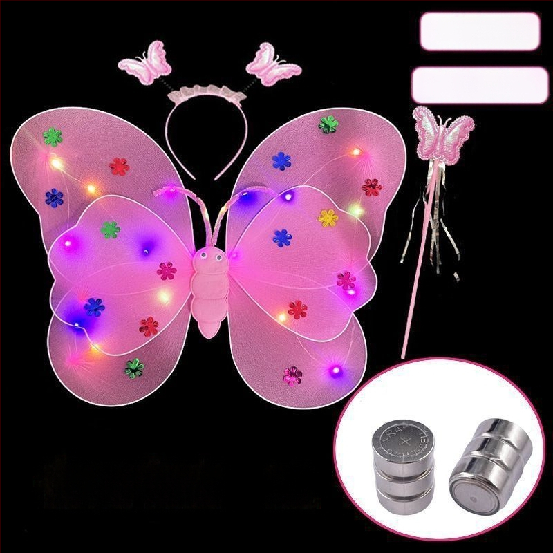 Mergaičių švytintys drugelių sparnai — audinys, animacinis stilius, sceninis rekvizitas