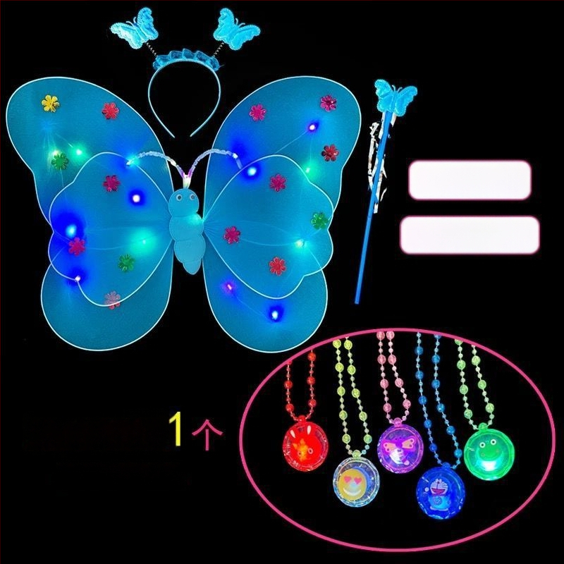 Mergaičių švytintys drugelių sparnai — audinys, animacinis stilius, sceninis rekvizitas