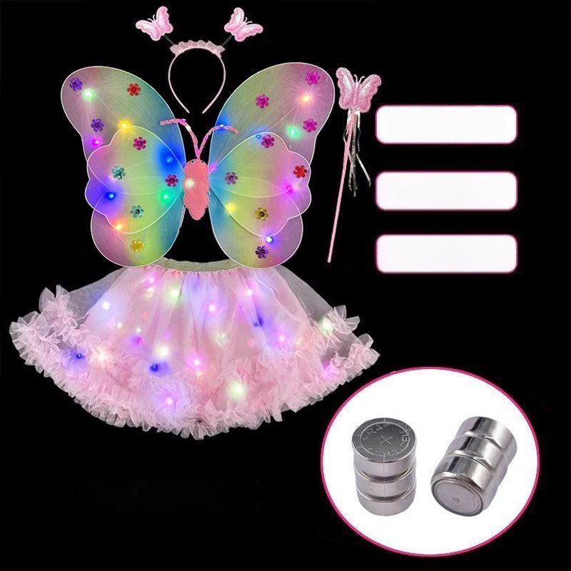 Mergaičių švytintys drugelių sparnai — audinys, animacinis stilius, sceninis rekvizitas