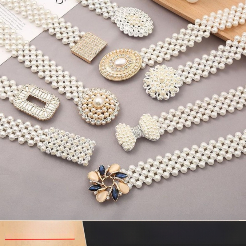 Juosmens grandinė su kristalais, metalo medžiaga, ilgis 60–80 cm, plotis 3 cm, saldus stilius