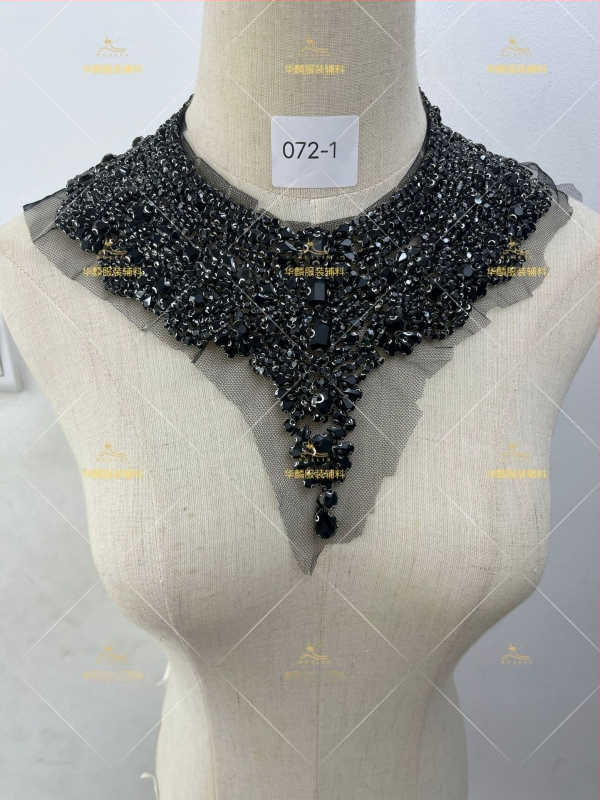 Απλίκα για λαιμό με κεντήματα από χάντρες και κρύσταλλα - Βαρύ χειροποίητο κέντημα, DIY αξεσουάρ για νυφικά και χορευτικά φορέματα