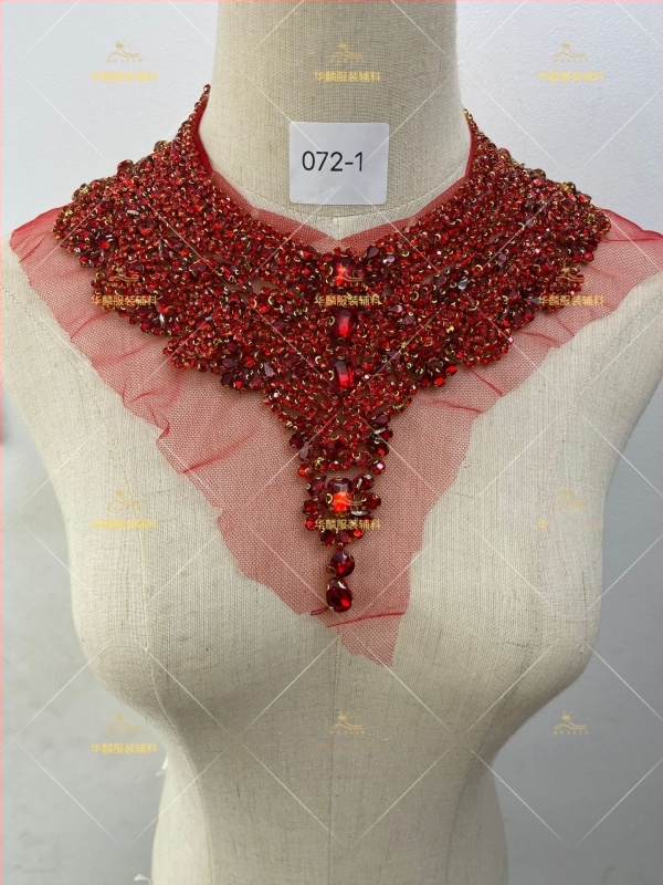 Απλίκα για λαιμό με κεντήματα από χάντρες και κρύσταλλα - Βαρύ χειροποίητο κέντημα, DIY αξεσουάρ για νυφικά και χορευτικά φορέματα