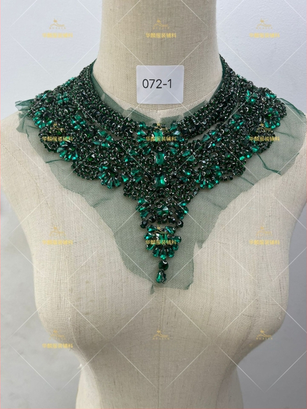 Απλίκα για λαιμό με κεντήματα από χάντρες και κρύσταλλα - Βαρύ χειροποίητο κέντημα, DIY αξεσουάρ για νυφικά και χορευτικά φορέματα