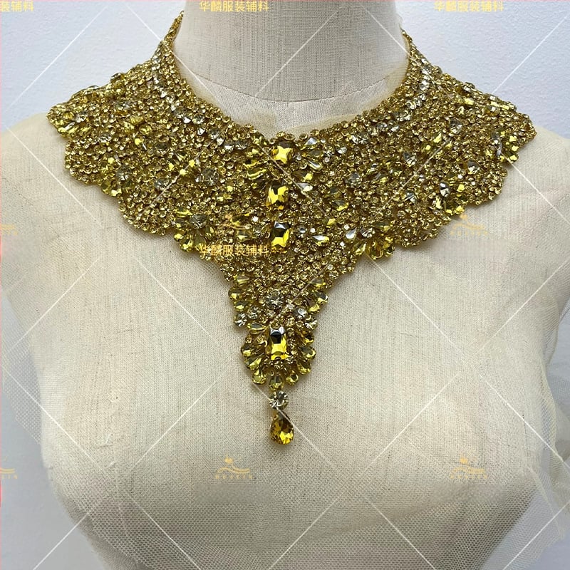 Απλίκα για λαιμό με κεντήματα από χάντρες και κρύσταλλα - Βαρύ χειροποίητο κέντημα, DIY αξεσουάρ για νυφικά και χορευτικά φορέματα