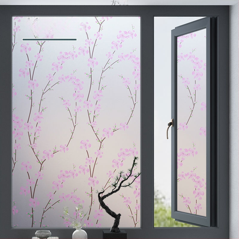 PVC lango filmas privatumo užtikrinimui su augalų motyvu, matinė apdaila, tinkama voniai ir stiklinėms durims – paprastas ir modernus stilius