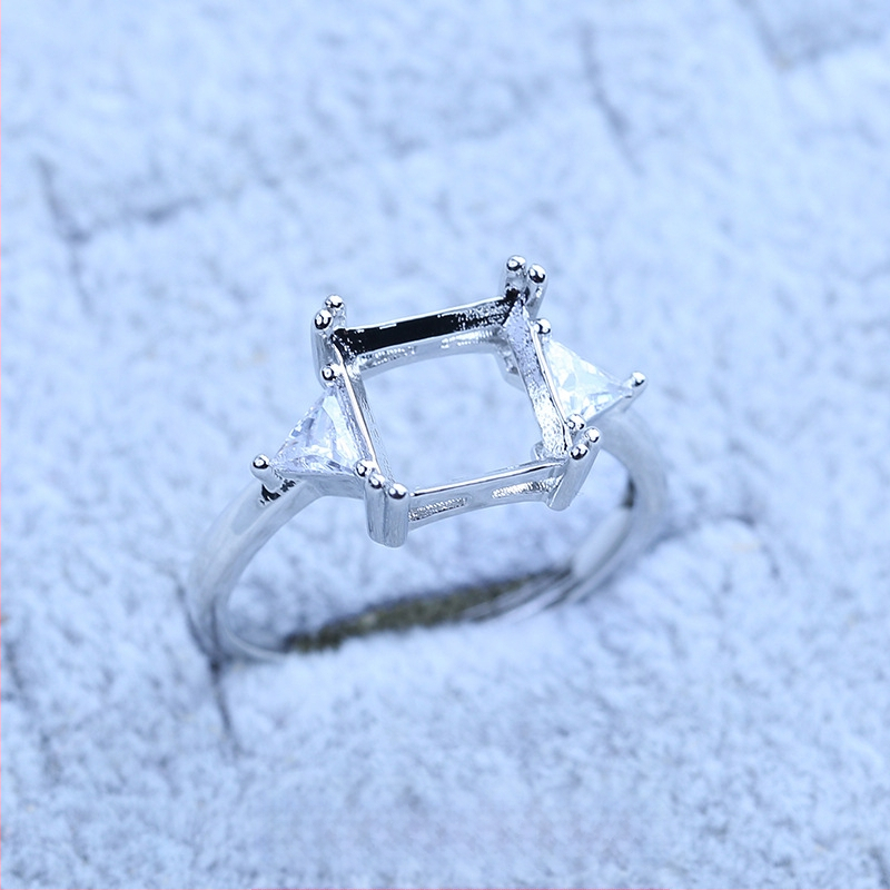 S925 sidabro dengtų žiedų laikiklis su snaigės dizainu, Moissanite ir cirkonio akcentai, varinis geometrinis rodinys, elektro platinimas