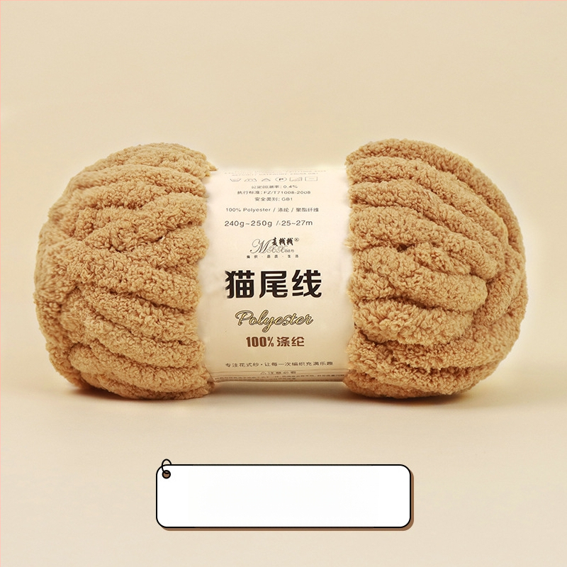 Kézzel kötött pléd és párna extrán vastag gyapjúfonallal, DIY — cicafészek és ujjsál