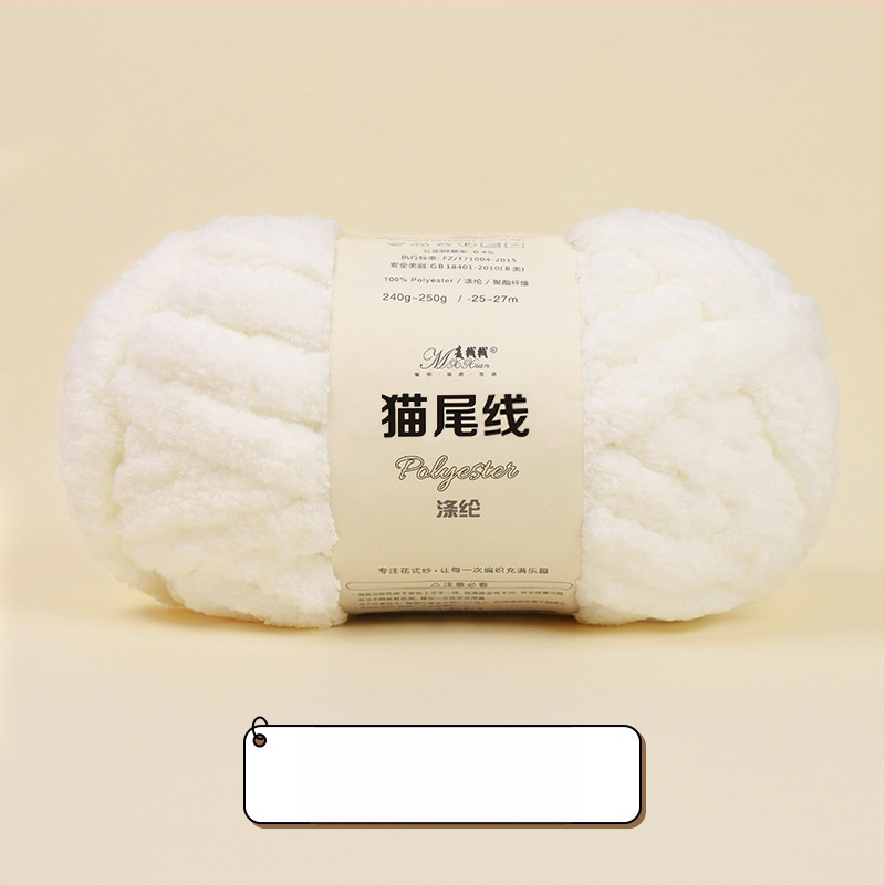 Kézzel kötött pléd és párna extrán vastag gyapjúfonallal, DIY — cicafészek és ujjsál