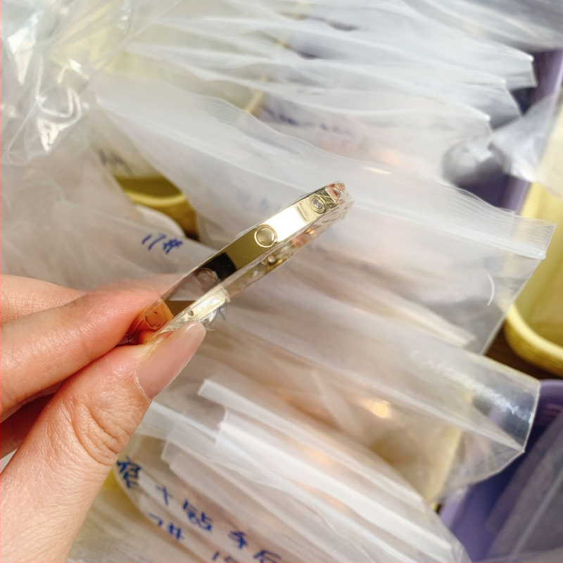 Meilės apyrankė iš vario lydinio, CNC aukštos versijos, elektroplakavimas, 18K danga, 2025 metų pavasaris, svoris 22 g