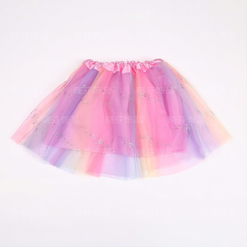 Eņģeļu spārni rekvizītam, poliesteris, izšūti, saliekami, daļēji roku darbs un daļēji mehāniskā izstrāde