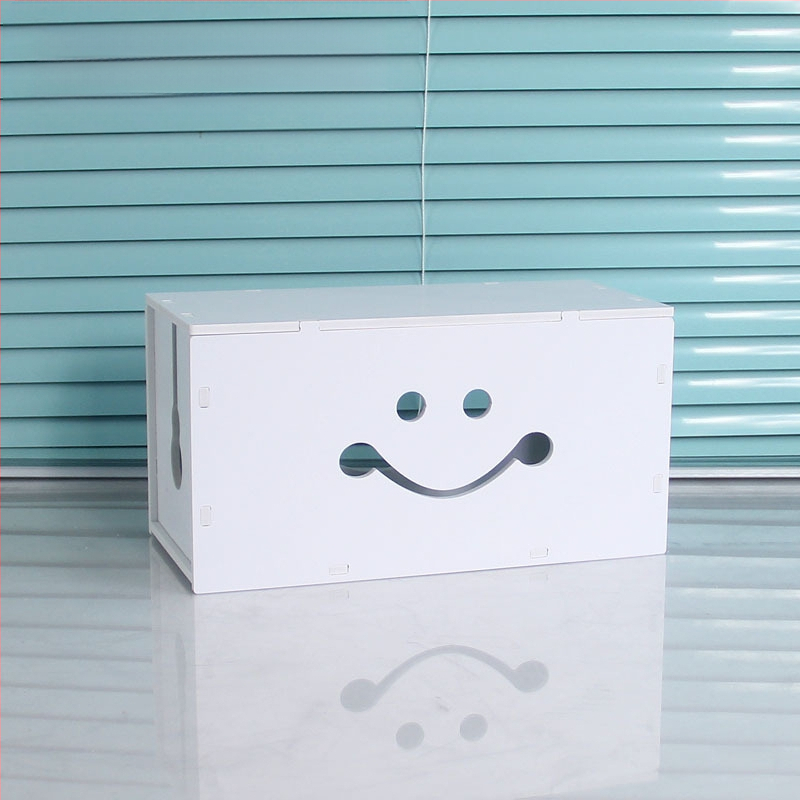 Plastikinė laidų organizavimo dėžutė įkrovikliams, modelis HfntdmCC, dulkių atsparus kabelių tvarkymas