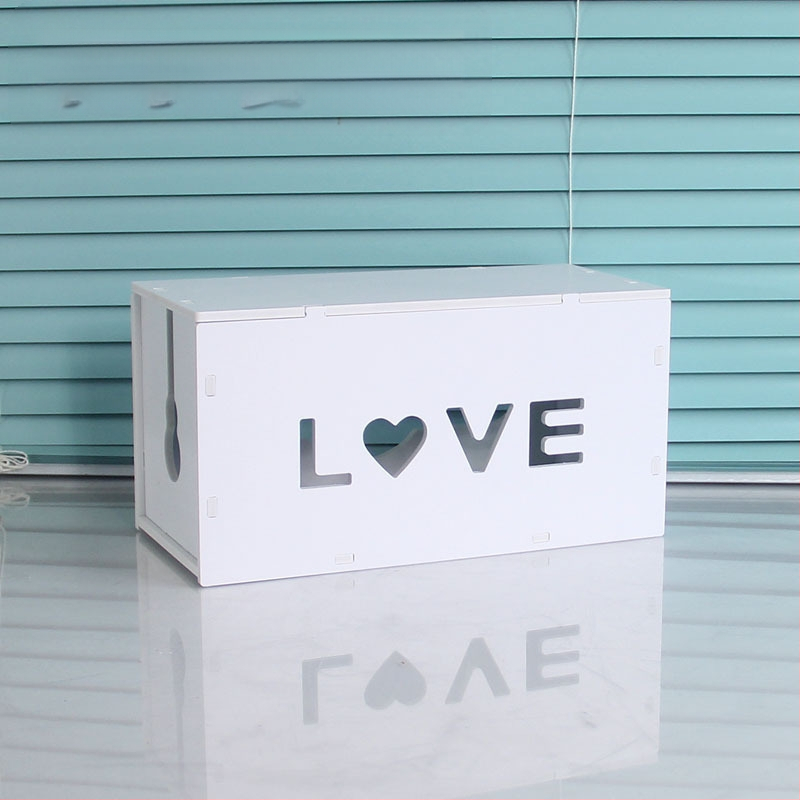 Plastikinė laidų organizavimo dėžutė įkrovikliams, modelis HfntdmCC, dulkių atsparus kabelių tvarkymas