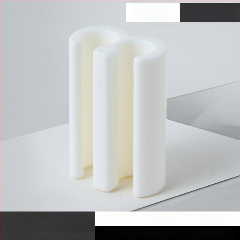 Paprastas kabliukas — ABS medžiaga; vienas kabliukas, šiuolaikiškas minimalistinis dizainas; apkrova 0–1 kg; kiekis: 1