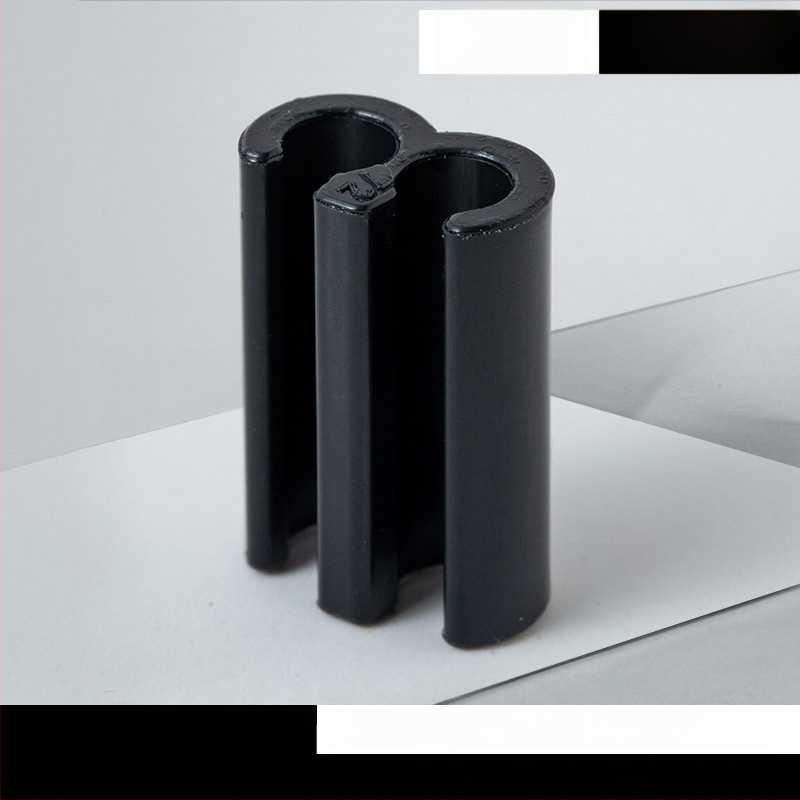 Paprastas kabliukas — ABS medžiaga; vienas kabliukas, šiuolaikiškas minimalistinis dizainas; apkrova 0–1 kg; kiekis: 1