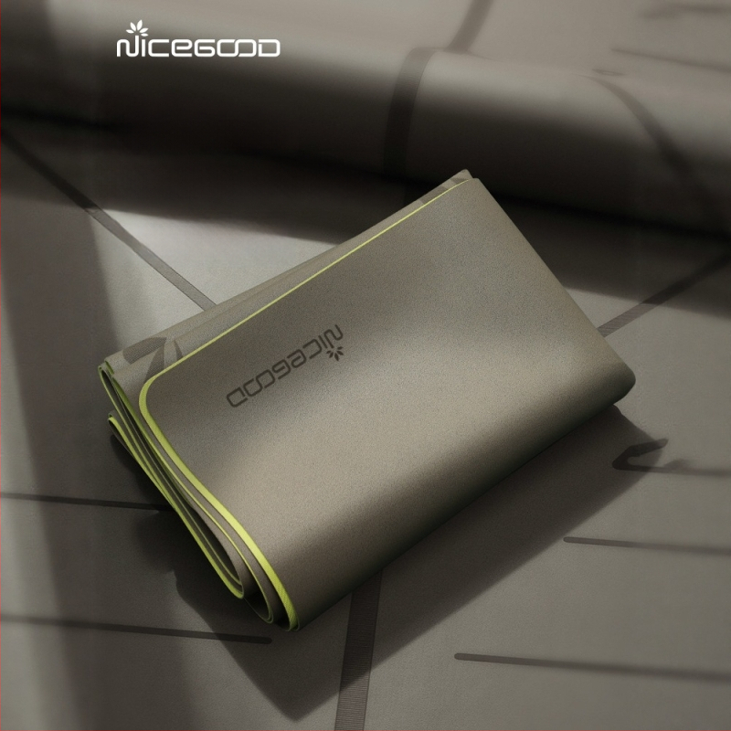 Йога постелка – PU-резинова смес, неплъзгаща се повърхност, дебелина 1,5 мм, тегло 1300 г, линии за позите, персонализирани опции.