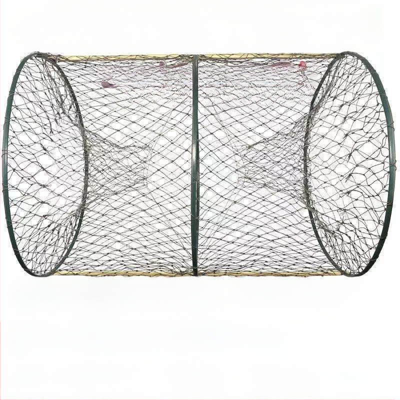 Kalastus kast automaatse kaitsega mitme kala liigi jaoks