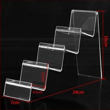 Piniginės ir rankinės demonstravimo stovas, dviejų lygių, injekcinio formavimo konstrukcija, gipso apvalkalas, laiptinės formos