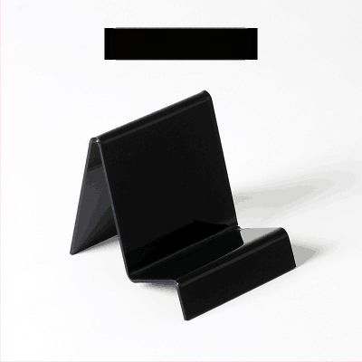 Piniginės ir rankinės demonstravimo stovas, dviejų lygių, injekcinio formavimo konstrukcija, gipso apvalkalas, laiptinės formos