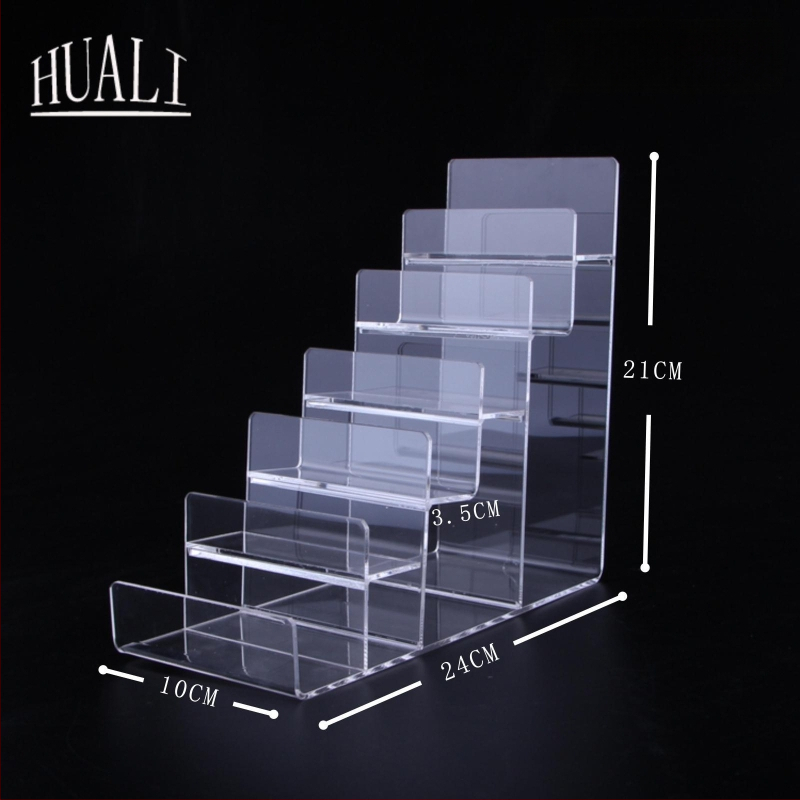 Piniginės ir rankinės demonstravimo stovas, dviejų lygių, injekcinio formavimo konstrukcija, gipso apvalkalas, laiptinės formos