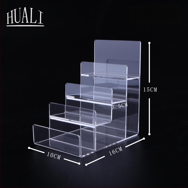 Piniginės ir rankinės demonstravimo stovas, dviejų lygių, injekcinio formavimo konstrukcija, gipso apvalkalas, laiptinės formos