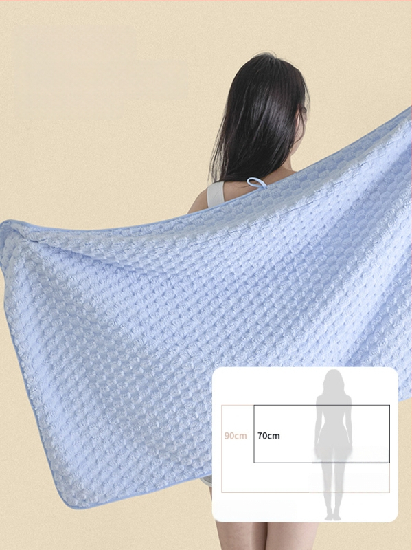 Trys rankšluosčių komplektas studentų bendrabutyje, 100% kitas pluoštas, 150D siūlas, džakardo audimas, po 100 g kiekvienam rankšluosčiui.