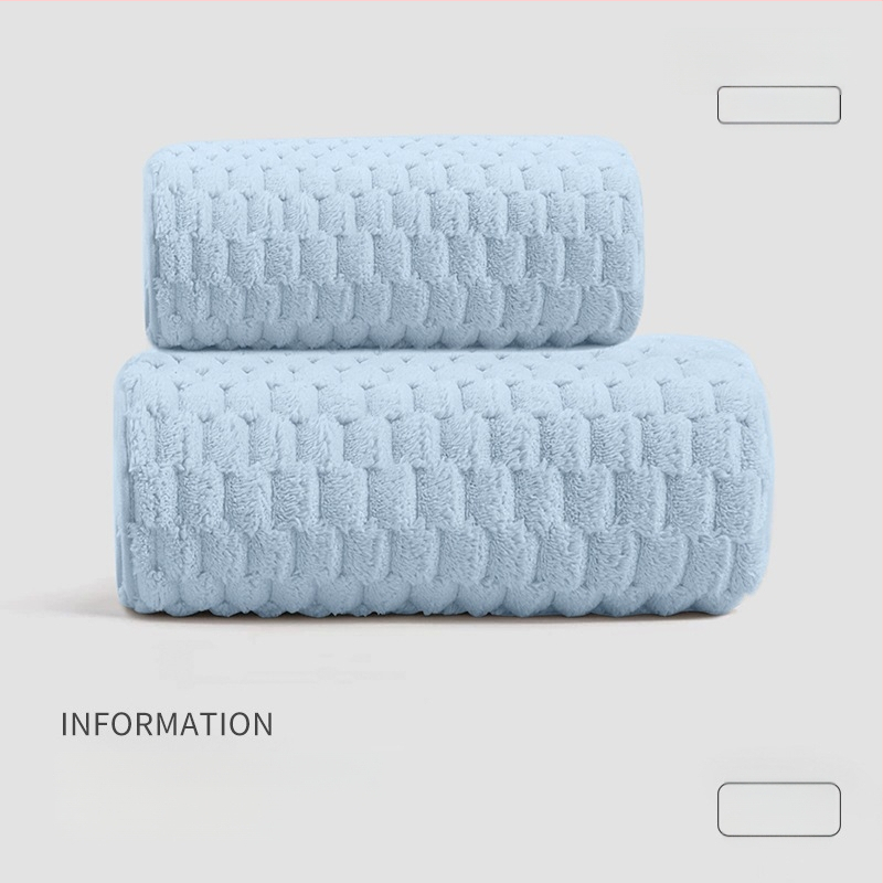 Trys rankšluosčių komplektas studentų bendrabutyje, 100% kitas pluoštas, 150D siūlas, džakardo audimas, po 100 g kiekvienam rankšluosčiui.