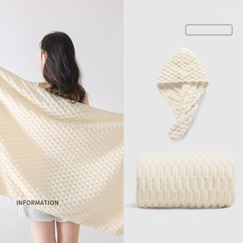 Trys rankšluosčių komplektas studentų bendrabutyje, 100% kitas pluoštas, 150D siūlas, džakardo audimas, po 100 g kiekvienam rankšluosčiui.