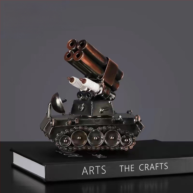 Pramoninio stiliaus metalo motociklo modelio dekoras – gyvenamojo kambario papuošalas; paviršius: elektroplatavimas; be pritaikymo