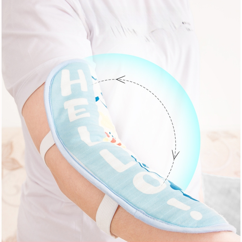 Rokas atbalsta spilvens zīdaiņa barošanai — 100% kokvilna, zīdaiņiem no dzimšanas līdz 12 mēnešiem, karikatūras stils, zīmols Happiness