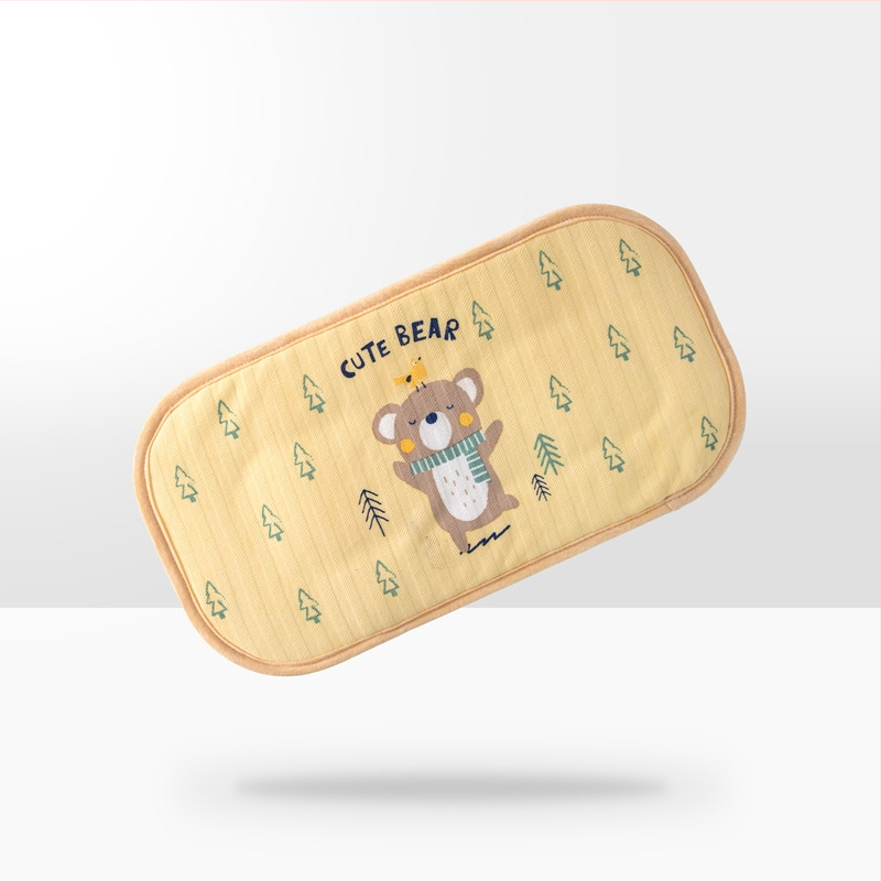 Rokas atbalsta spilvens zīdaiņa barošanai — 100% kokvilna, zīdaiņiem no dzimšanas līdz 12 mēnešiem, karikatūras stils, zīmols Happiness