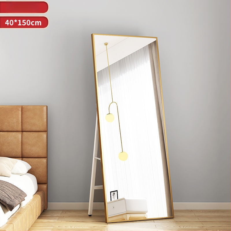 Ολόσωμος καθρέφτης – επιδαπέδια ή τοιχοστήριξη τοποθέτησης, σε σκανδιναβικό στυλ, για κοριτσίστικο δωμάτιο.