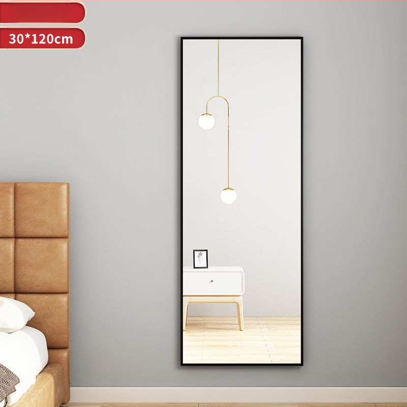 Ολόσωμος καθρέφτης – επιδαπέδια ή τοιχοστήριξη τοποθέτησης, σε σκανδιναβικό στυλ, για κοριτσίστικο δωμάτιο.