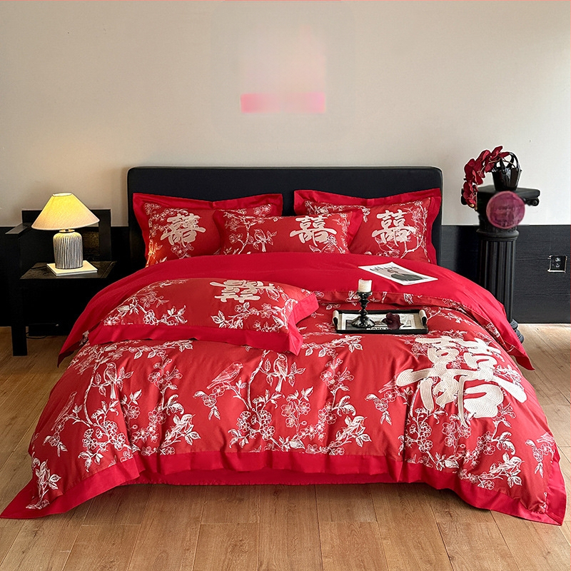 Keturių dalių vestuvinis patalynės komplektas iš plauto medvilnės, siuvinėjimas, reaktyvinis dažymas, vienodų spalvų raštas