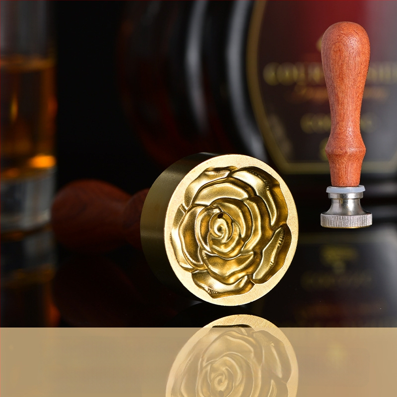 Jääkuubikute tempel kohandatud gravüüritud logoga, vask-pronksi sulam, CNC gravüürimine ja käsitsi poleerimine, ümmargune või ruudukujuline kuju, kaal 50 g